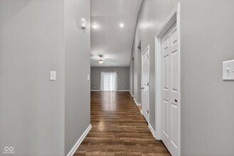 6607 Laurelwood Dr in Pendleton, IN - Building Photo - Building Photo