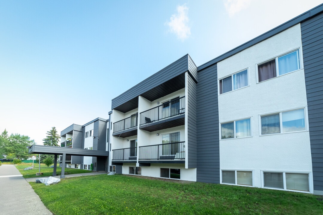 Briarwood Apartments in Prince George, BC - Building Photo