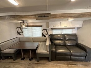 17750 Hwy 155 S in Flint, TX - Building Photo - Building Photo