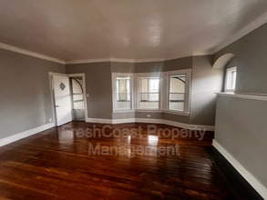 3402 E 145th St in Cleveland, OH - Building Photo - Building Photo