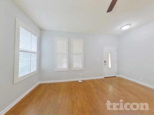 204 Addington Dr in DeLand, FL - Foto de edificio - Building Photo