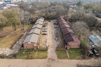 Willow Street Apartments in Jackson, MS - Building Photo - Building Photo