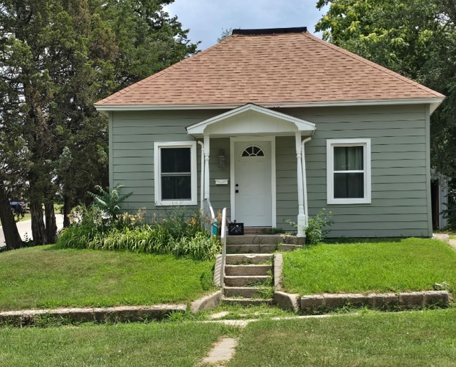 property at 1105 Olive St