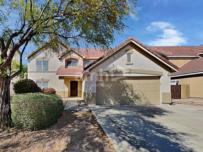 2464 E Westchester Dr