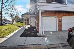 5003 Hollington Dr in Owings Mills, MD - Building Photo