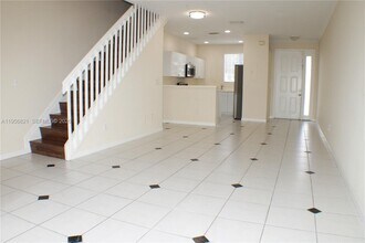 4704 NW 57th Pl in Coconut Creek, FL - Building Photo - Building Photo