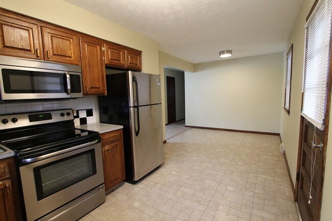 property at 8844 Spaulding Cir