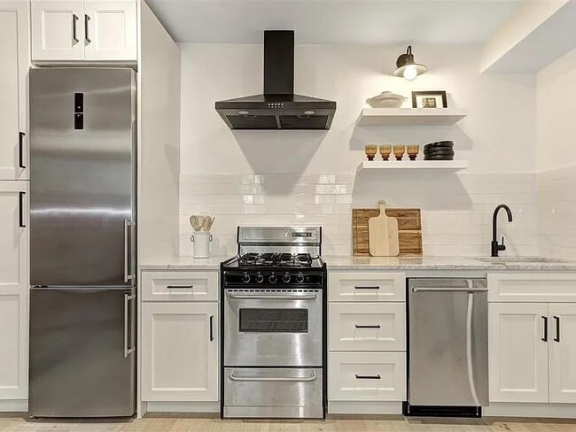 property at 633 Jersey Ave