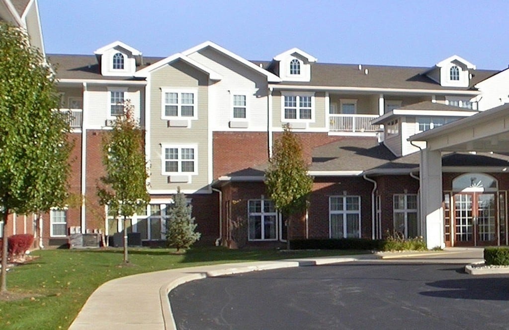 The Waterford at Levis Commons in Perrysburg, OH - Building Photo