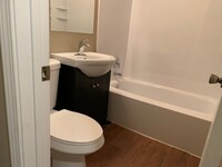 605 N Wolf Rd photo'