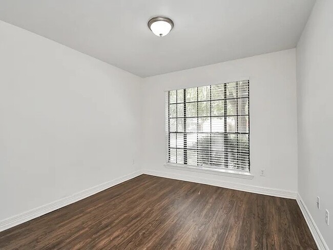 16122 Cypress Point Dr