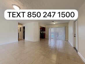 6970 SW 25th St in Miramar, FL - Building Photo - Building Photo