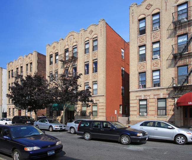 188 Bay 22nd St in Brooklyn, NY - Building Photo - Building Photo