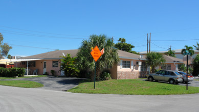 The Waldorf at Coral Ridge in Fort Lauderdale, FL - Building Photo - Building Photo