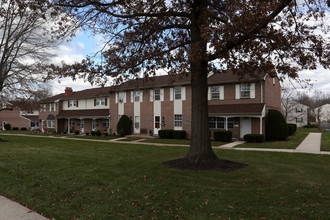 Heritage Amity Commons in Douglassville, PA - Building Photo - Primary Photo