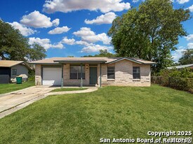 509 Gail Cir in Converse, TX - Building Photo