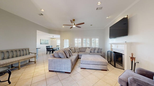 1803 Fernhaven Cir in College Station, TX - Building Photo - Building Photo