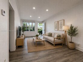 7178 Southgate Blvd in Tamarac, FL - Building Photo