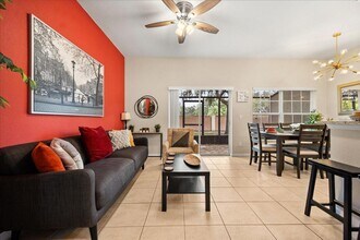 2462 Caravelle Cir in Kissimmee, FL - Building Photo - Building Photo