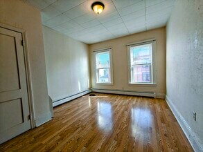 314 7th Street, Unit 4A in Jersey City, NJ - Foto de edificio - Building Photo