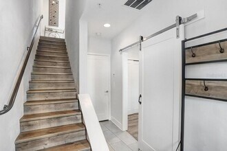 2511 N Grady Ave in Tampa, FL - Building Photo - Building Photo