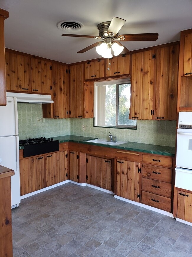 3702-3704 Jill Ln in La Mesa, CA - Building Photo - Building Photo