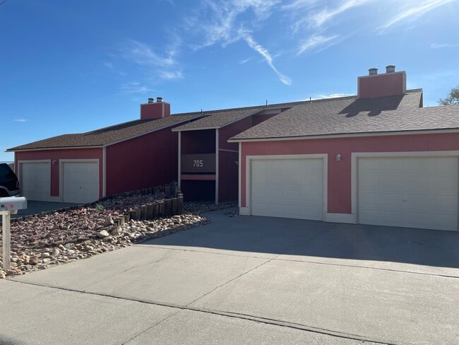704 Miller Ct, Unit C