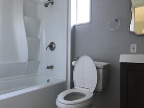 3808 Alameda Way in Bonita, CA - Building Photo - Building Photo