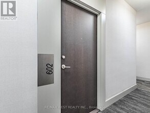 10 Park Lawn Rd in Toronto, ON - Building Photo - Building Photo