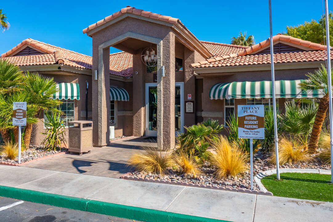 Tiffany Place Apartments in Las Vegas, NV - Building Photo