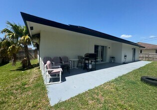 2468 SW Garcia Ave in Port St. Lucie, FL - Building Photo - Building Photo