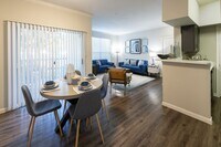 Breakers at Windmill Lakes photo'