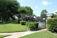 12417 S Dairy Ashford Rd photo'