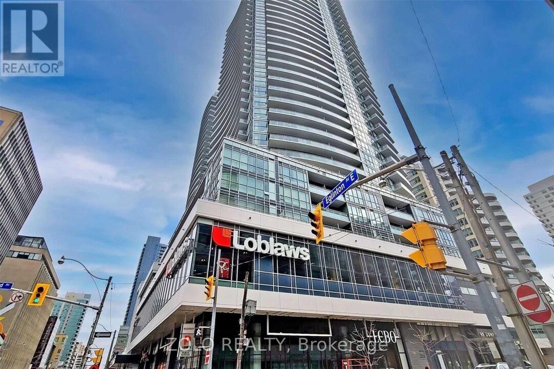 98-1698 Lillian St in Toronto, ON - Building Photo