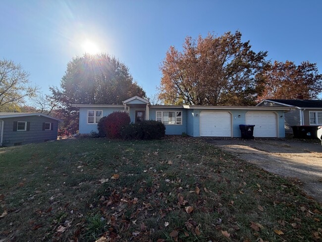 618 Christopher St in Warrensburg, MO - Building Photo - Building Photo