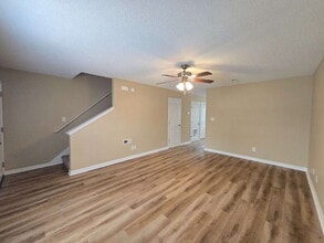 541 Patriot Park Ct in Clarksville, TN - Building Photo - Building Photo