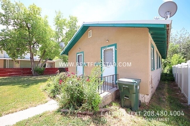 property at 515 N 14th Ave