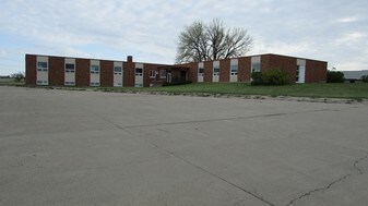 191 SW 5th St in Beach, ND - Building Photo
