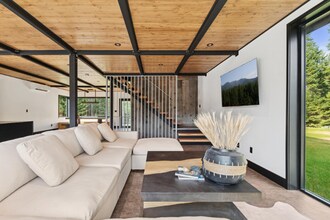 172 E Many Lakes Dr in Kalispell, MT - Building Photo - Building Photo