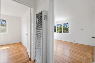 343 Somerset Rd in Piedmont, CA - Building Photo - Building Photo