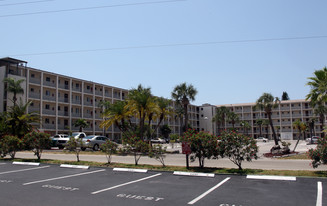 3800 Lake Bayshore Dr Apartments