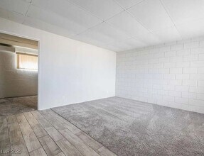 239 W Cleveland Ave, Unit 1 in Las Vegas, NV - Building Photo - Building Photo