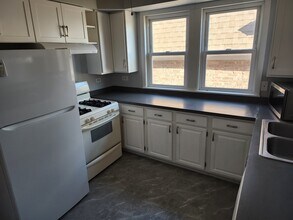 5920 N Virginia Ave, Unit 2 in Chicago, IL - Building Photo - Building Photo