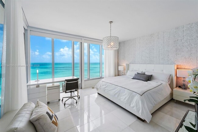 6899 Collins Ave, Unit 1205 in Miami Beach, FL - Building Photo - Building Photo