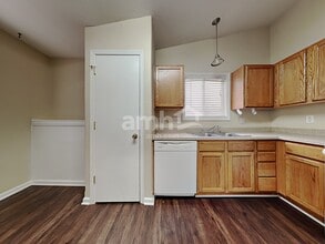 424 Meredith Way in Winston-Salem, NC - Building Photo - Building Photo