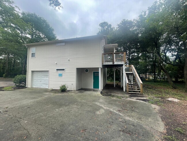 4924 Old Mears Rd in Wilmington, NC - Building Photo - Building Photo