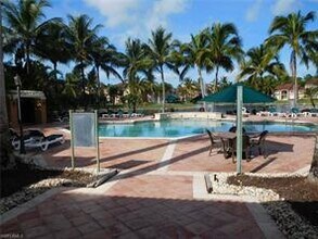 1210 Wildwood Lakes Blvd-Unit -202 in Naples, FL - Building Photo - Building Photo