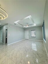 2108 E Viviana St in Edinburg, TX - Building Photo - Building Photo