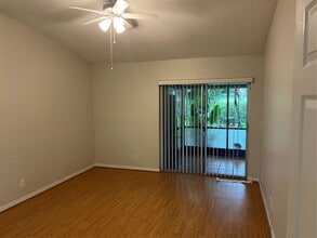 7568 Pinewalk Dr S in Margate, FL - Building Photo - Building Photo