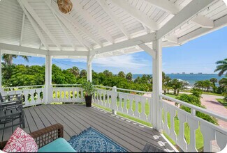 12417 S Indian River Dr in Jensen Beach, FL - Building Photo - Building Photo